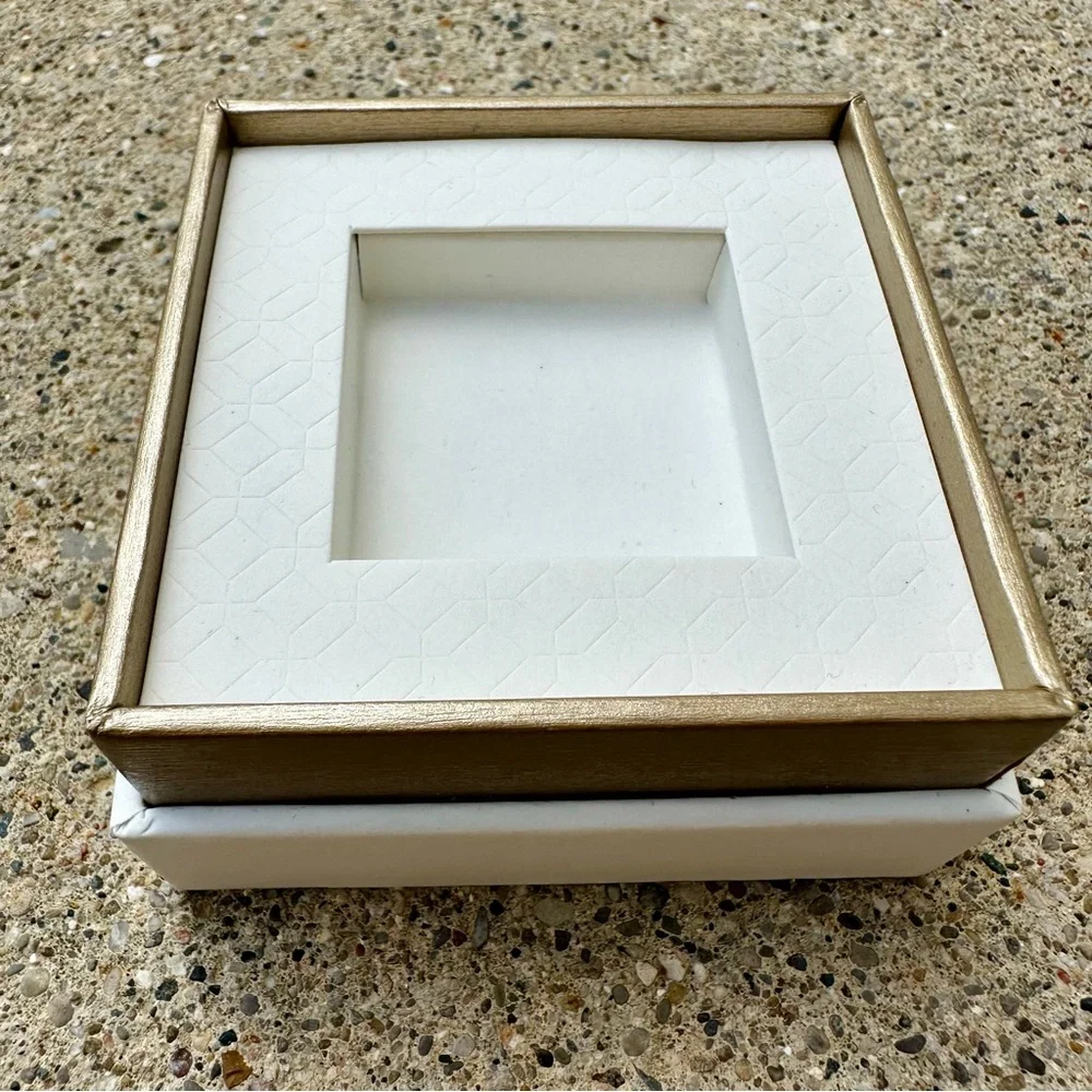 Neil Lane Kay Jewelers Empty White & Gold Ring 3” Square Box